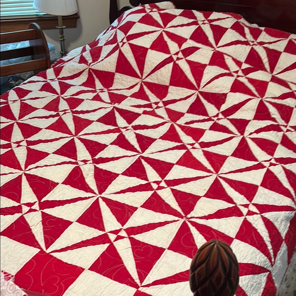 Red and White Geometric Quilt, some spots do not come the antique side